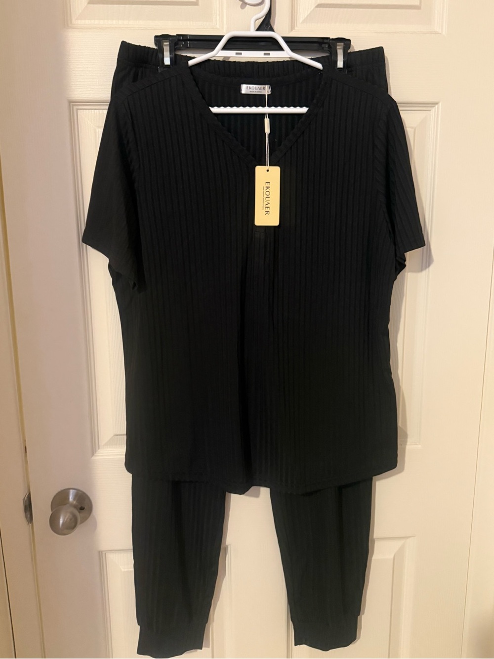 Eloquii Black Ribbed V-Neck Two-Piece Lounge Set